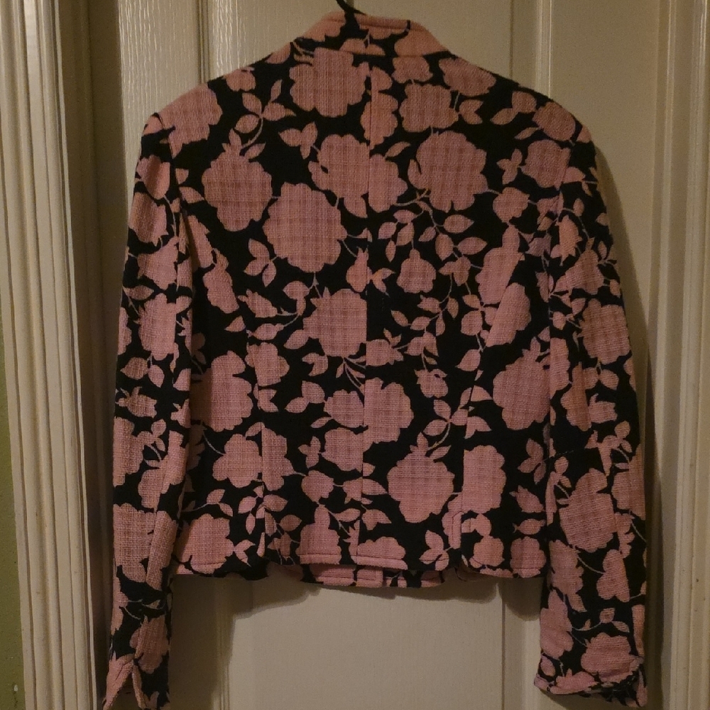 Versus Versace Pink and Black Floral Blazer - Picture 4 of 8